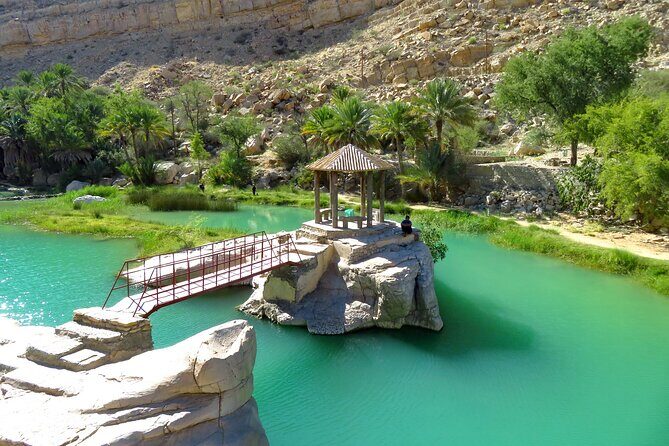 2 Day Private Trip to Two Oasis with Overnight Desert Camping - Desert, Canyons, and Old Oman: How This 2-Day Route Feels