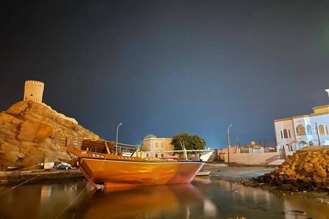 3-Days Private Tour in Oman with Pick Up - A 3-day Oman loop built around wadis, coastline, desert, and UNESCO