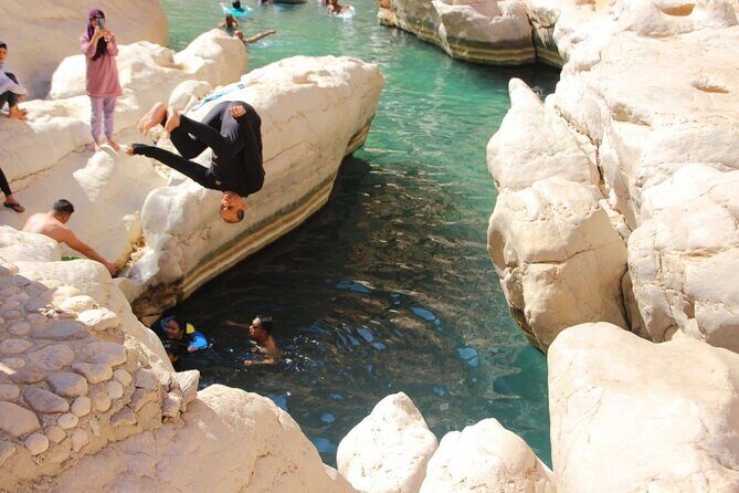 4 Days 3 Nights Package Oman Private Tour - Day 2: Sur Forts, Dhow Building, Wadi Bani Khalid, and Wahiba Sands Sunset
