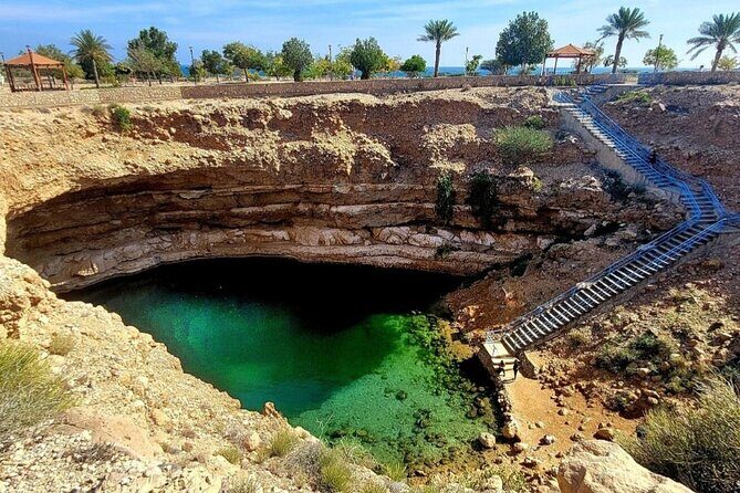 5 Days 4 Nights Shared Tour in Oman - Nizwa Fort, Souq, Al Hamra, Misfat, and Jebel Shams at sunrise-time altitude