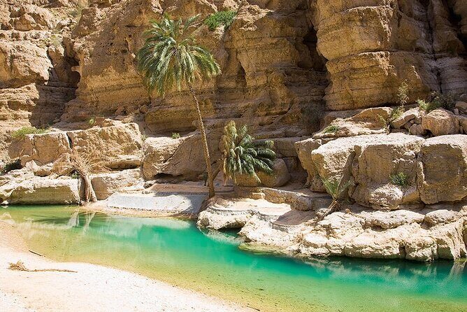 5 Days Jewels Of Oman Package - Day 5: Billad Sayt cliffs and Wadi Bani Awf’s snake-like gorge pools