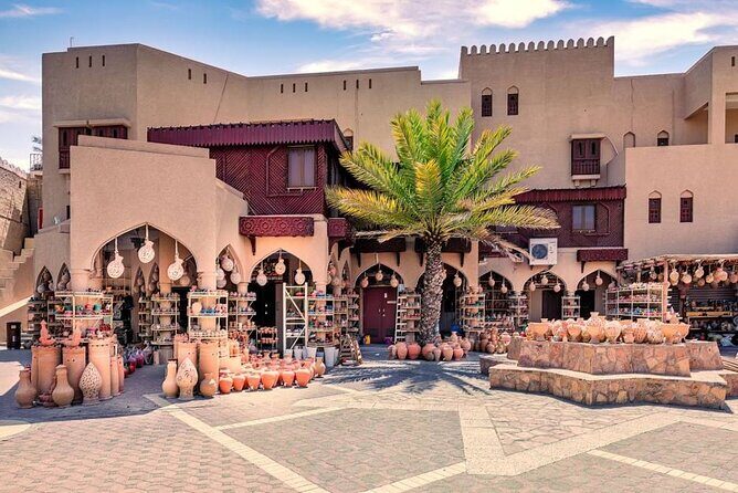 Amouage & Nizwa Full-Day Tour: Fort, Souq & Barakat Al Mouz - Getting there from Muscat: private transport and realistic timing