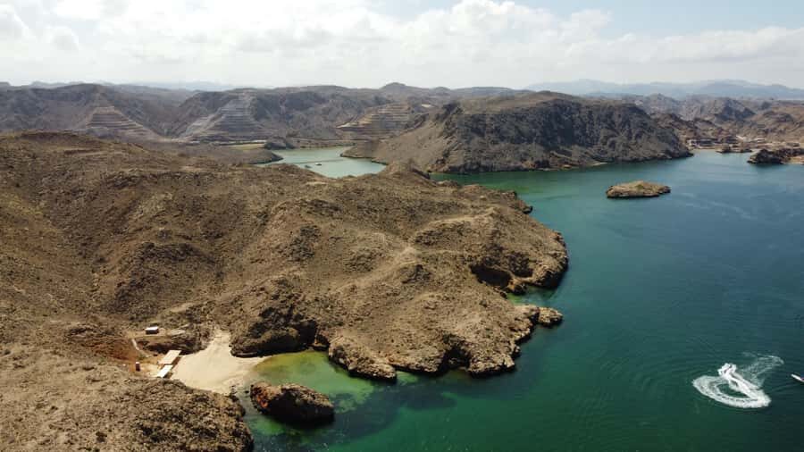 Bandar Al Khayran Jorney: Group Tour with Snorkeling - Dolphins on the route: the bonus that can shift the schedule