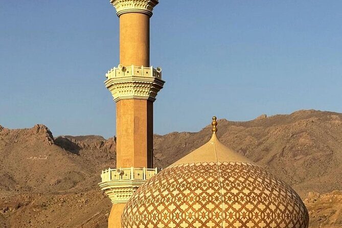 Day Tour to the Enchanting Forts of Nizwa - Food and Drink: Plan for a Lunch Break That’s Not Included