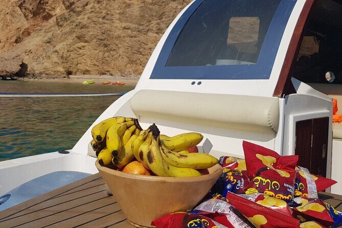 Daymaniyat Islands Snorkeling 2 different snorkeling sites and Lunch included - Lunch on board: the included meal that keeps the day smooth