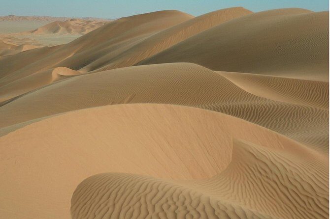 Empty Quarter & Lost City from Salalah - Private comfort and air conditioning: why the transport matters