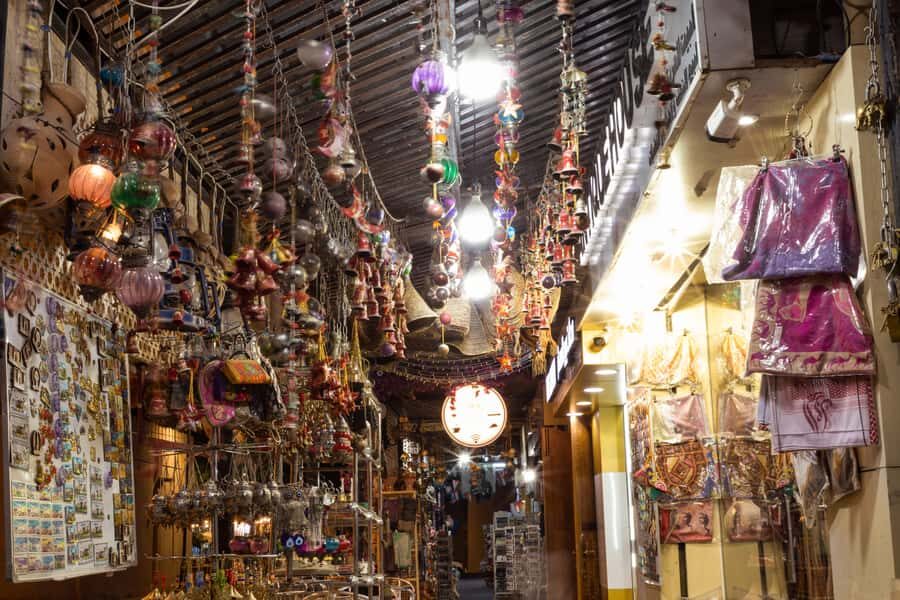 From Muscat: Nizwa Guided Tour with Optional Overnight Stay - Dinner stop that tastes like Oman: slow-cooked comfort and spiced coffee