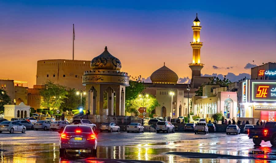 From Muscat: Nizwa Guided Tour with Optional Overnight Stay - Who this Nizwa evening tour suits best
