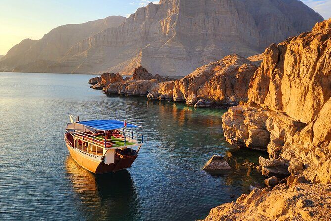 Full day Dhow: Khasab, Musandam: Dolphins, Snorkeling & Fjords - Snorkeling, swimming, and kayaking: doing the water part right