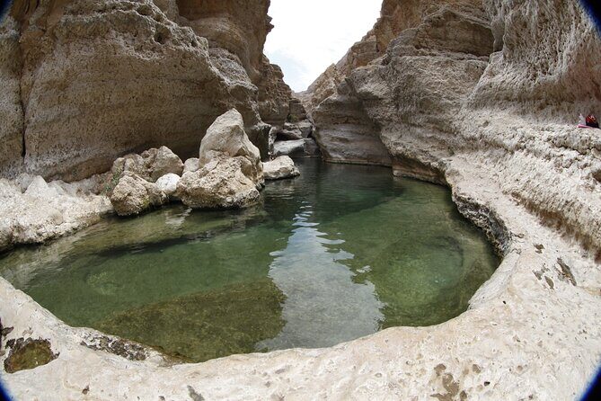 Full-day Private Guided Wadi Shab Tour in Oman - Price and Value: What $347 Gets You (and What It Doesn’t)