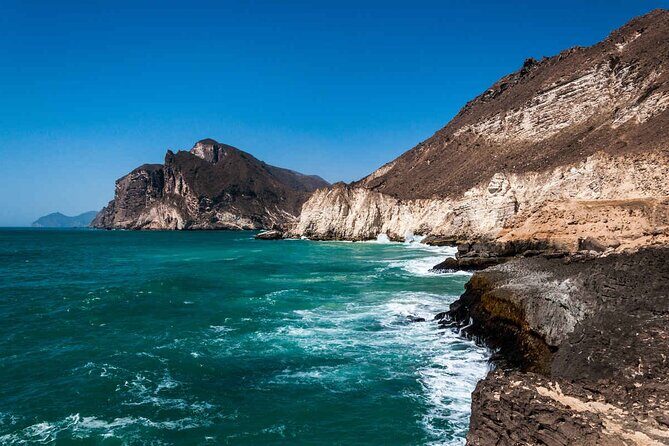 Full-Day Private Salalah West Tour with Lunch - Hidden Beach Viewpoint and Masood Beach’s Quiet Beauty