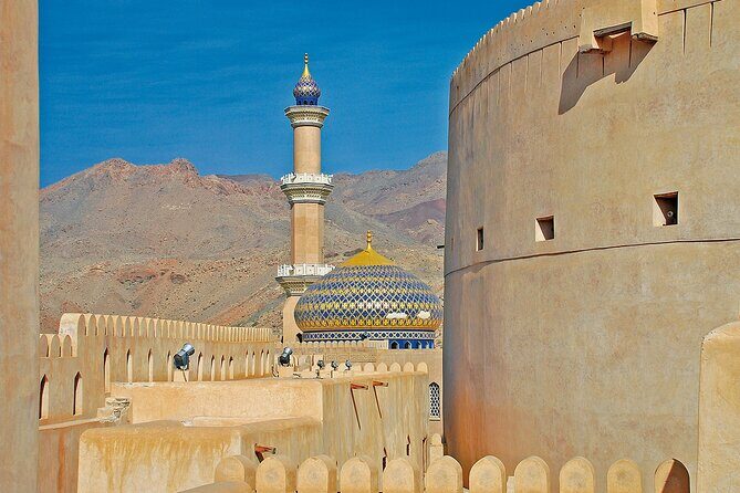 Full Day Private Tour to Nizwa and Jebel Shams from Muscat - Nizwa Fort: military strategy plus sweeping views