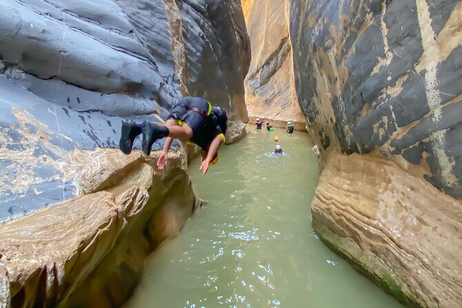 Full Day Private Tour to the Snake Canyon - Trekking through narrow paths and tall cliffs