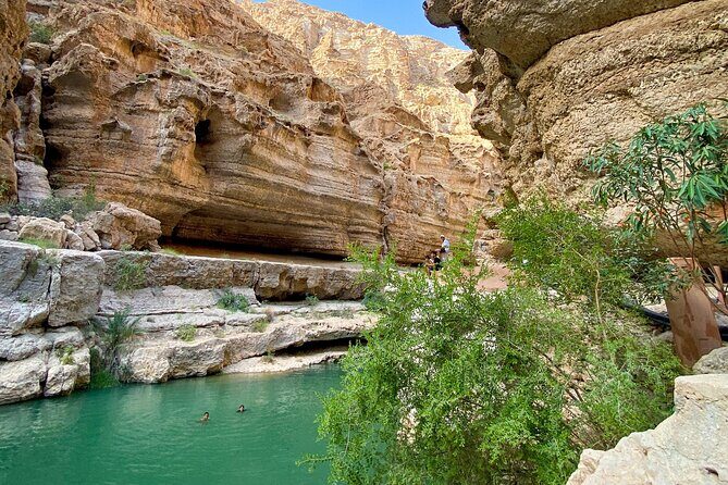 Full-Day Wadi Shab and Bimmah Sinkhole Tour - The Wadi Shab Timing: Enough Time to Enjoy, Not Enough to Overthink