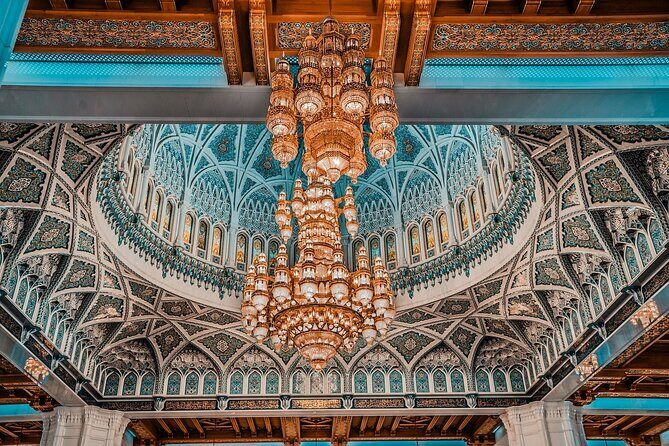 Half-Day Private Muscat City Tour 4 Hours - Mutrah Souq: spices, textiles, jewelry, and real street energy