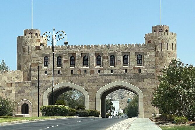 Half-Day Private Tour in Muscat City Oman - Mutrah Souq: souvenirs, old-market feel, and easy wandering time