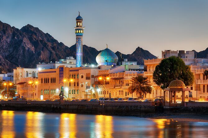 Historical Muscat Sunset Tour - The 5:00 pm timing: a short cruise that still feels like a plan