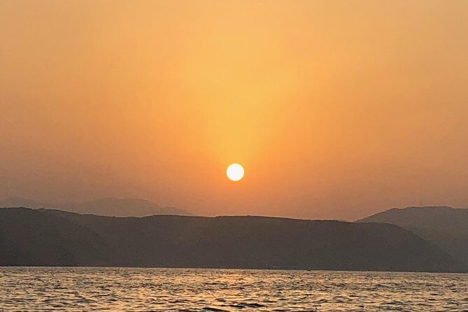 Historical Muscat Sunset Tour - Old Muscat from sea level: forts and palace views you can’t fake