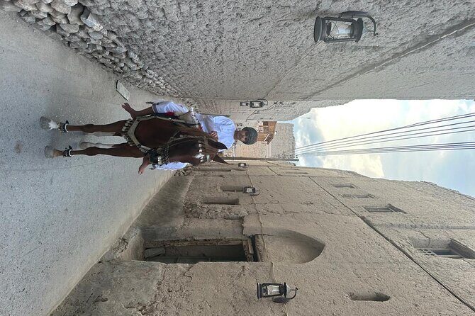 Historical Nizwa and its HIDDEN GEMS (in different languages) - Souq Nizwa: A 1-Hour Market Walk for Crafts, Dates, and Local Rhythm