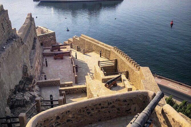 Jebel Akhdar - Muscat, Oman - Nizwa Souq and Nizwa Fort: local life first, then the 17th-century story