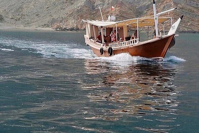 Khasab Dhow Cruise To Musandam Fjords With Lunch Onboard - Seebi and Telegraph Island: fishing-village views from the water