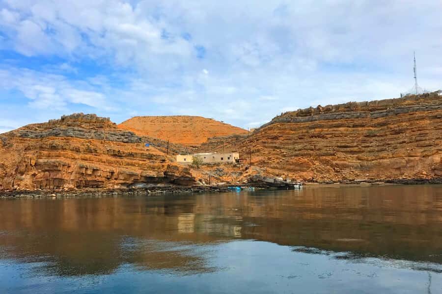 Khasab: Dolphin Watching Day Tour with Snorkeling & Lunch - Service and onboard comfort: coffee, fruit, and attentive guides