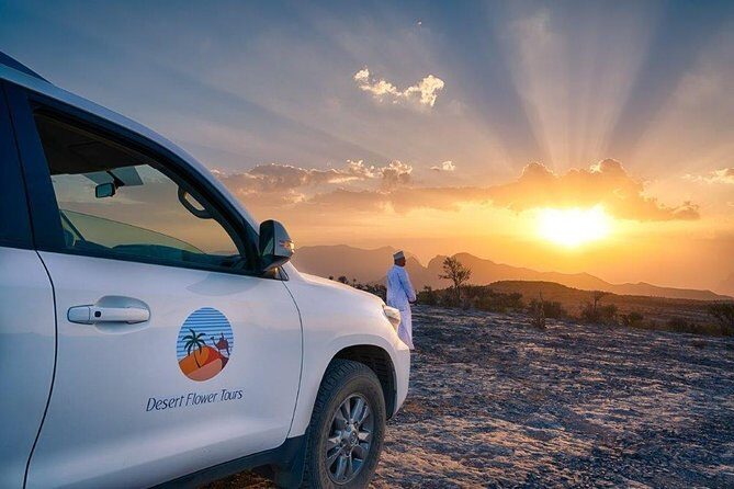 Mountain, Desert & Coastal Tour (03 Days / 02 Nights) - Day 1: Nizwa Fort, Misfat Al Abriyyin, and Jebel Shams canyon power