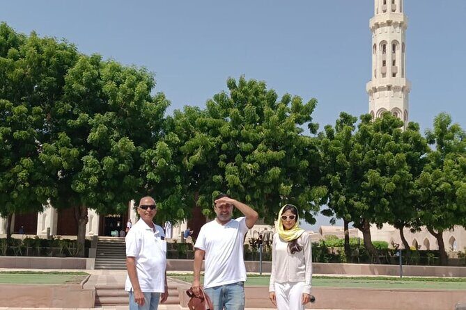 Multi-Day Package Tours At Oman - Bahla Fort and oasis life: the interior’s most atmospheric fort day