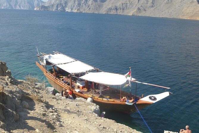 Musandam Khasab Day Trip and Dhow Cruise from Dubai - Reaching Khasab Port: where the day shifts gears