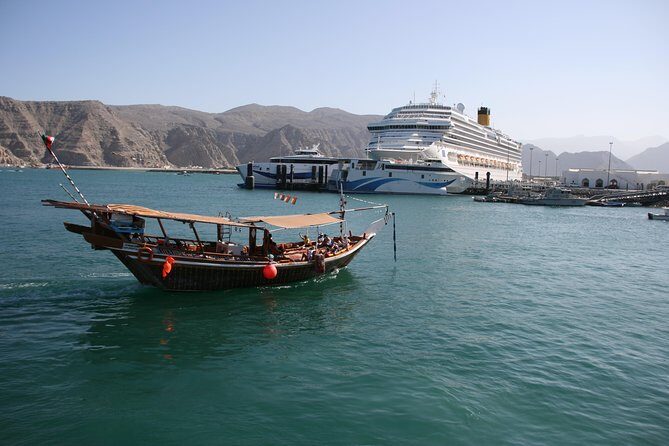 Musandam Khasab Full day dhow cruise with Lunch - Crew and Guide Quality: Why People Keep Bringing Up Names