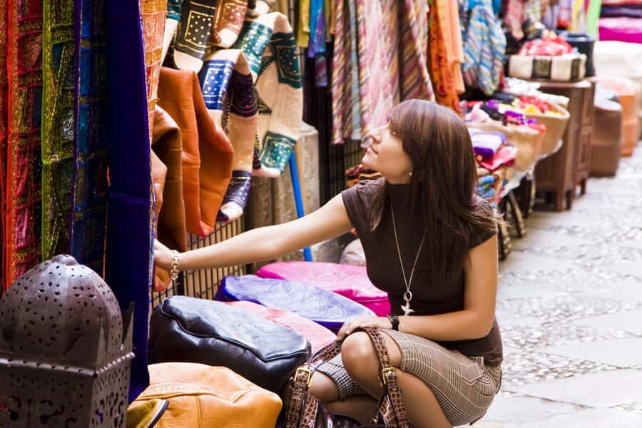 Muscat: Big Bus Hop-On Hop-Off Sightseeing Tour - Muttrah Souq and Corniche: Where You Get the Old-Muscat Feeling