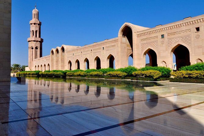 Muscat City Tour frensh or Italien Guide - Key highlights at a glance