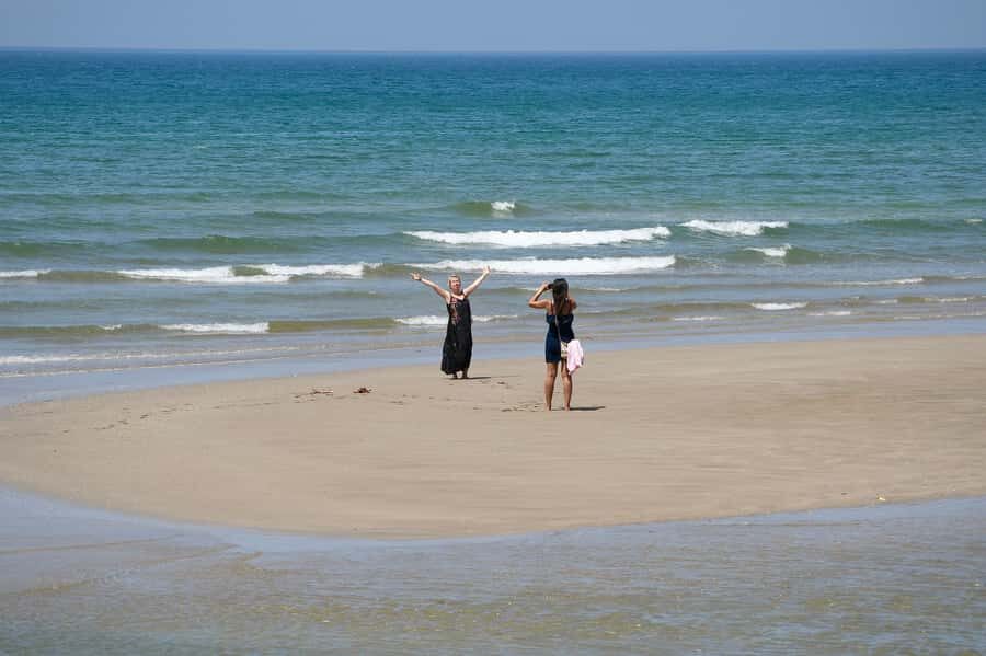 Muscat: Day Tour with Omani Lunch, Hotel Pickup, and Airfare - Bait Al Zubair Museum: culture you can connect to everything else