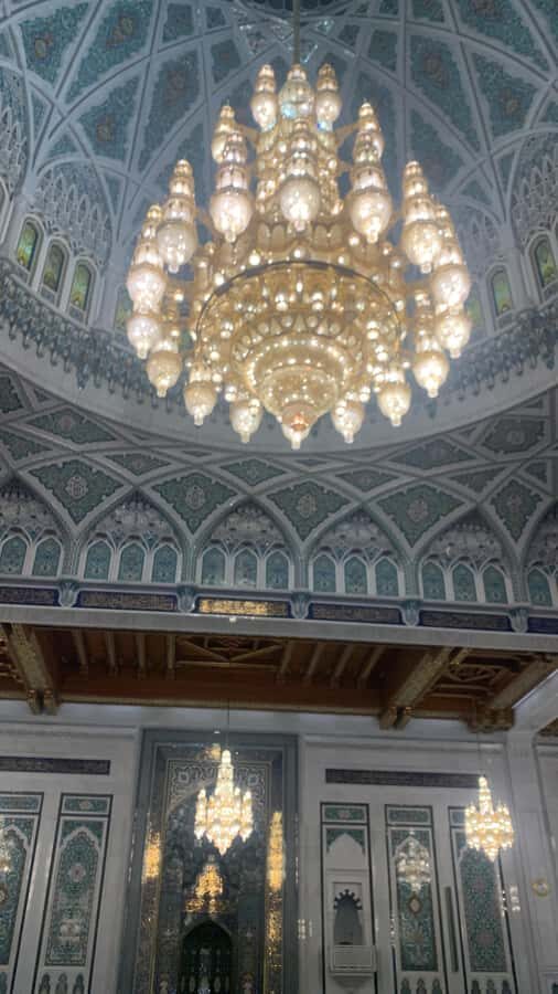 Muscat: Evening Group City Guided Tour with Free Dinner - Pickup, Vehicle Comfort, and the 4.5-Hour Reality Check