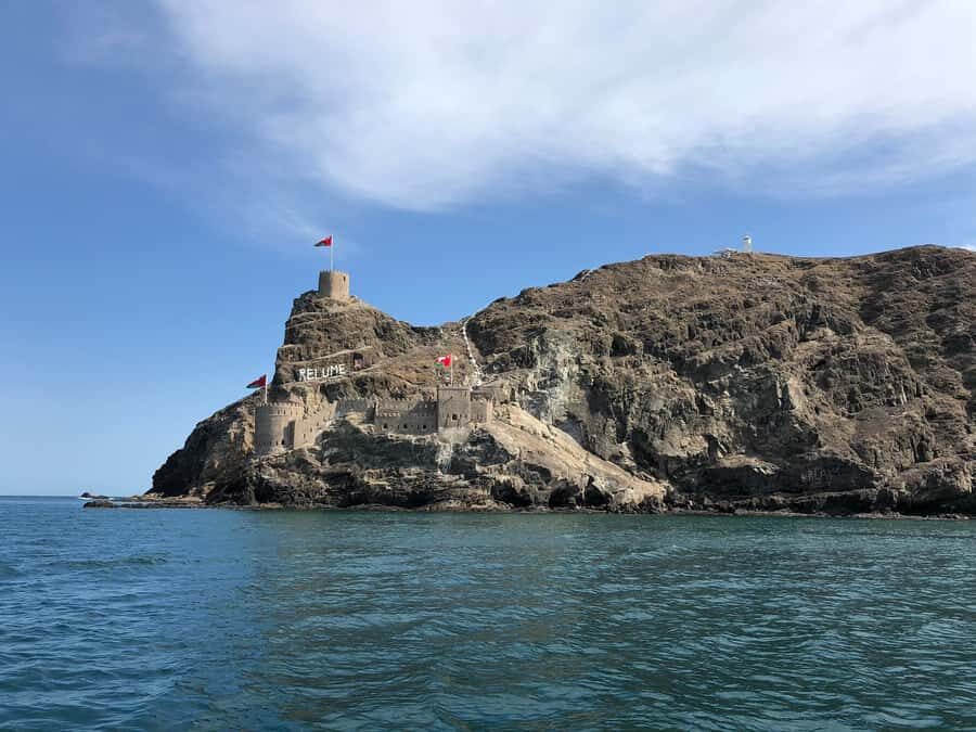 Muscat: Full-Day City and Wadi Shab Tour - The Headliners, Step by Step: From Sultan Qaboos Mosque to Muttrah Souk
