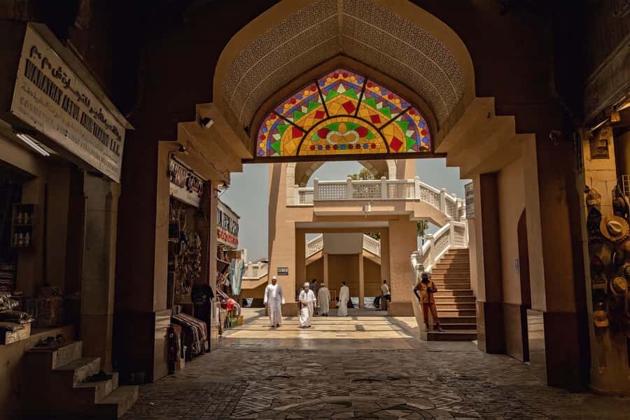 Muscat: Half-Day Guided City and Oman Coast Tour - Transportation, Timing, and the Pace of a 6-Hour Day