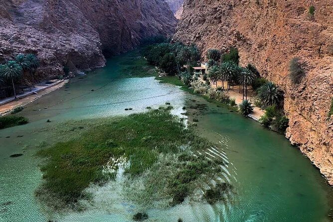Muscat : Private trip to Wadi Shab for a full day with lunch - Key highlights at a glance