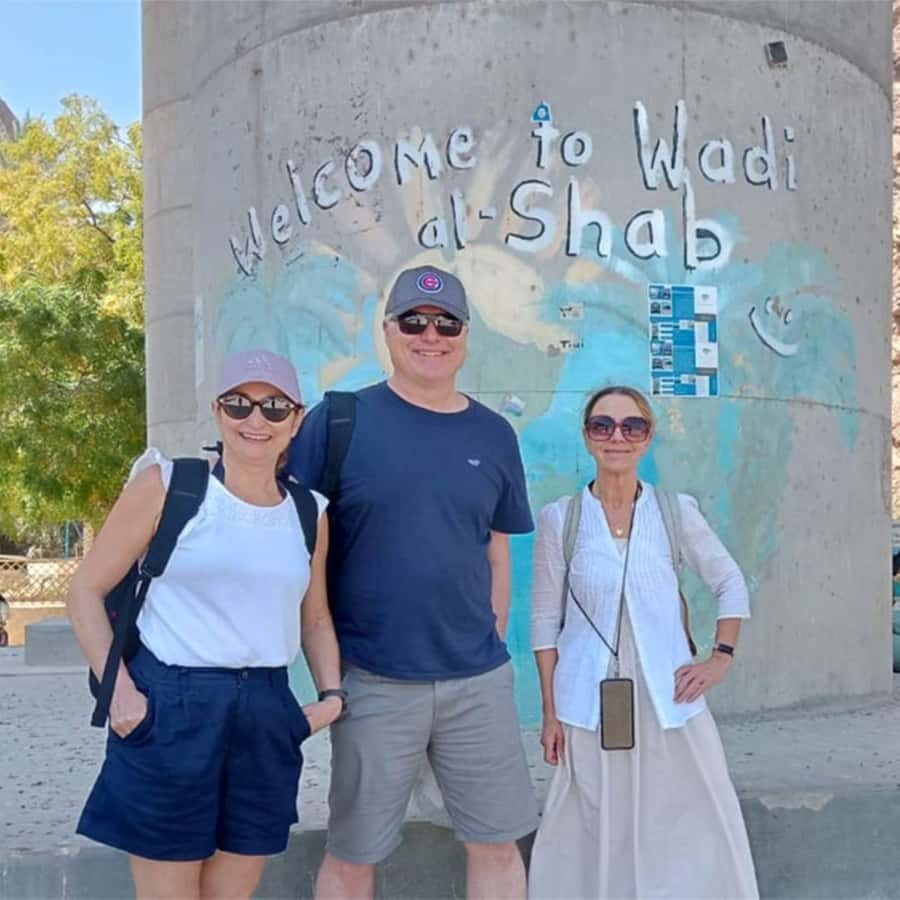 Muscat: Southern Treasures & Wadi Shab Tour with Audio Guide - Why Wadi Shab and Bimah Sinkhole Works So Well