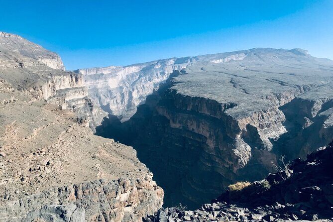 Nizwa and Jebal Shams Grand canyon - What to Expect From the Drive Time (and How to Enjoy It)