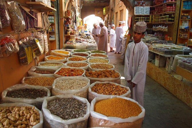 Nizwa Friday Market Jabal Chams - Pickup, a private group of up to 4, and why the timing works