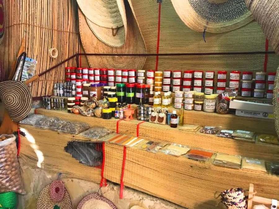 Nizwa Market, Nizwa Fort, Misfat Al Abriyeen, Jabal Shams - Misfat Al Abriyeen: village lanes, falaj water, and 3000-year staying power