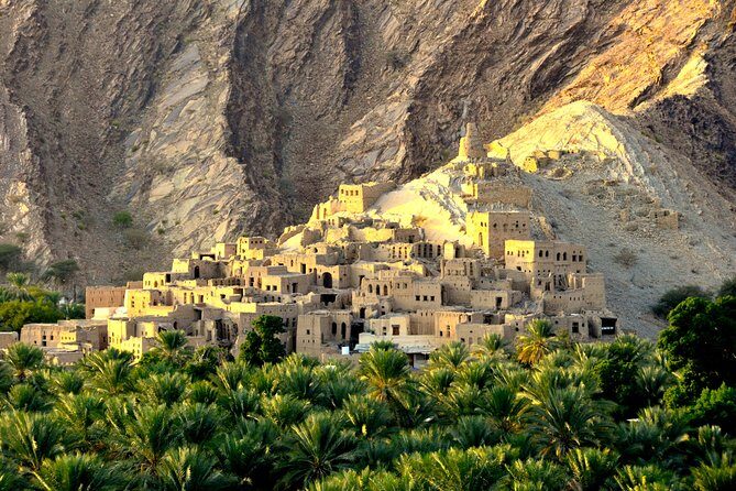 Oman Grand Canyon, Jebel Shams & Nizwa Full Day Tour - Crossing Wadi Ghul: A Scenic Drive With Real Payoff