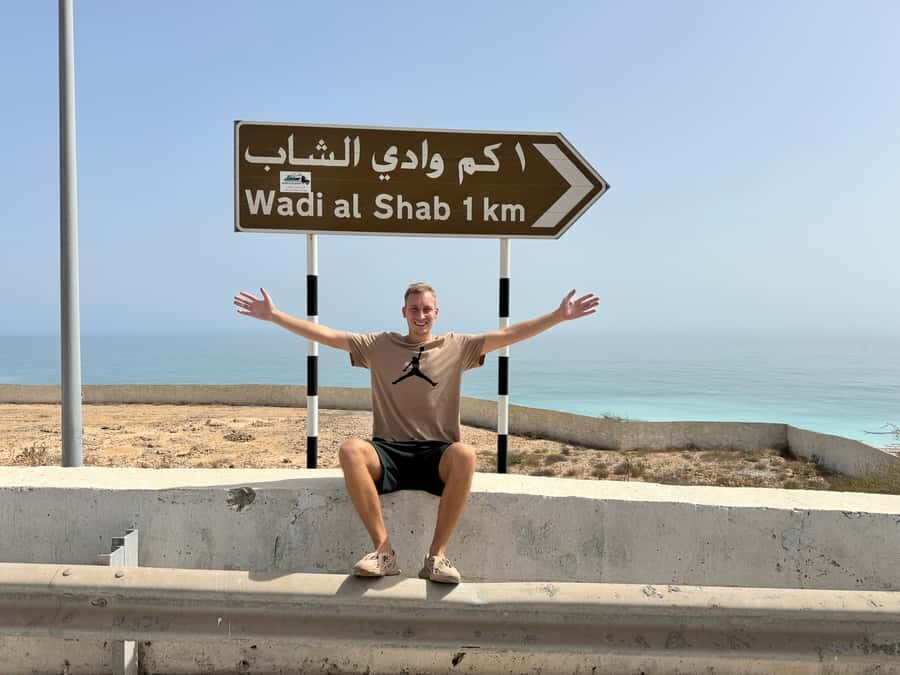 Oman’s Hidden Gems: Wadi Shab & Bimmah Sinkhole - Quick hits before you go