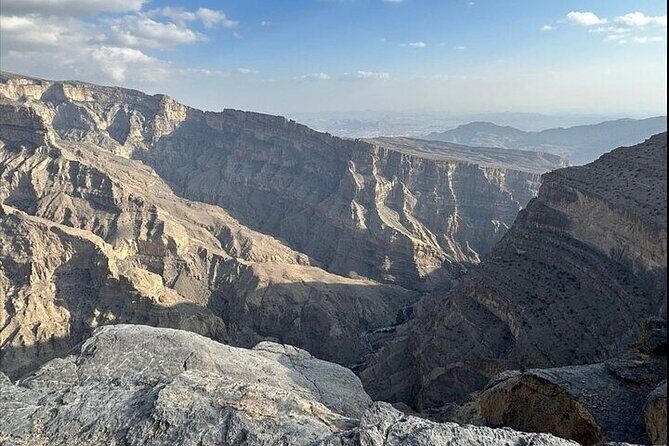 Private 2-Days Jebel Shams Overnight Camping Tours - Day 1: From Muscat Through Fanja to Nizwa’s Old Capital Vibe