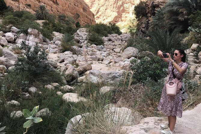 Private Day Trip to Wadi Shab & Bimmah Sinkhole Price Up To 5 Persons - Getting there smoothly: 4WD/AC pickup and a long-but-manageable day