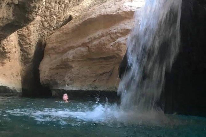 Private Day Trip to Wadi Shab & Bimmah Sinkhole Price Up To 5 Persons - What’s included (and what you’ll pay for)