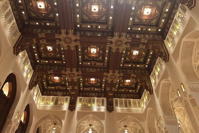 Private Full-Day Muscat City Tour - How the day flows: from ministries and embassies to Old Muscat