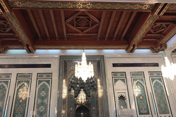Private Full-Day Muscat City Tour - Mutrah Souq: Old-trade lanes by the harbor