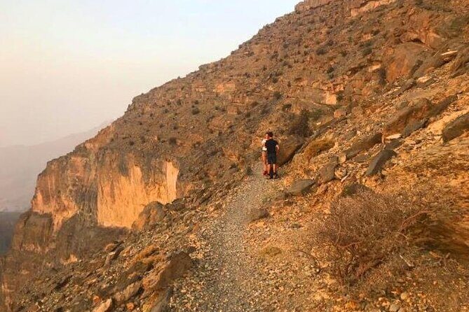 Private Full Day Trekking In the Grand Canyon (Balcony Walk) - Picnic lunch on a long day: what guide Ali gets right