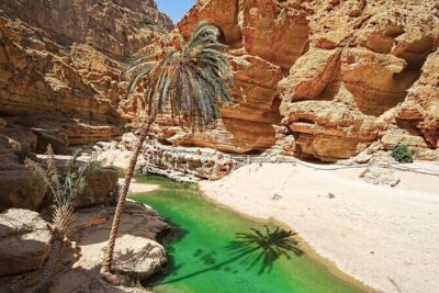 Private Full-Day Wadi Shab and Bimmah Sinkhole Tour - Wadi Shab: Canyon Pools, a Keyhole Cave Moment, and Where Footing Matters